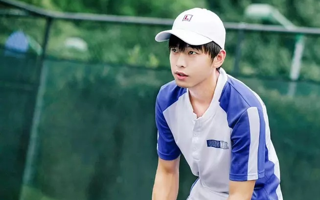 这应该才是彭昱畅正确打开方式网球少年主演彭昱畅请问真的不是演网球