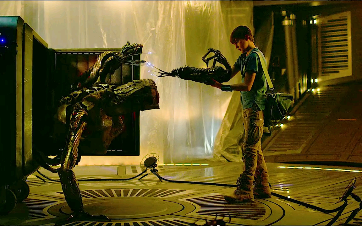 人类捕获外星机器人竟强迫其成为奴隶,人类因此可以宇宙穿梭