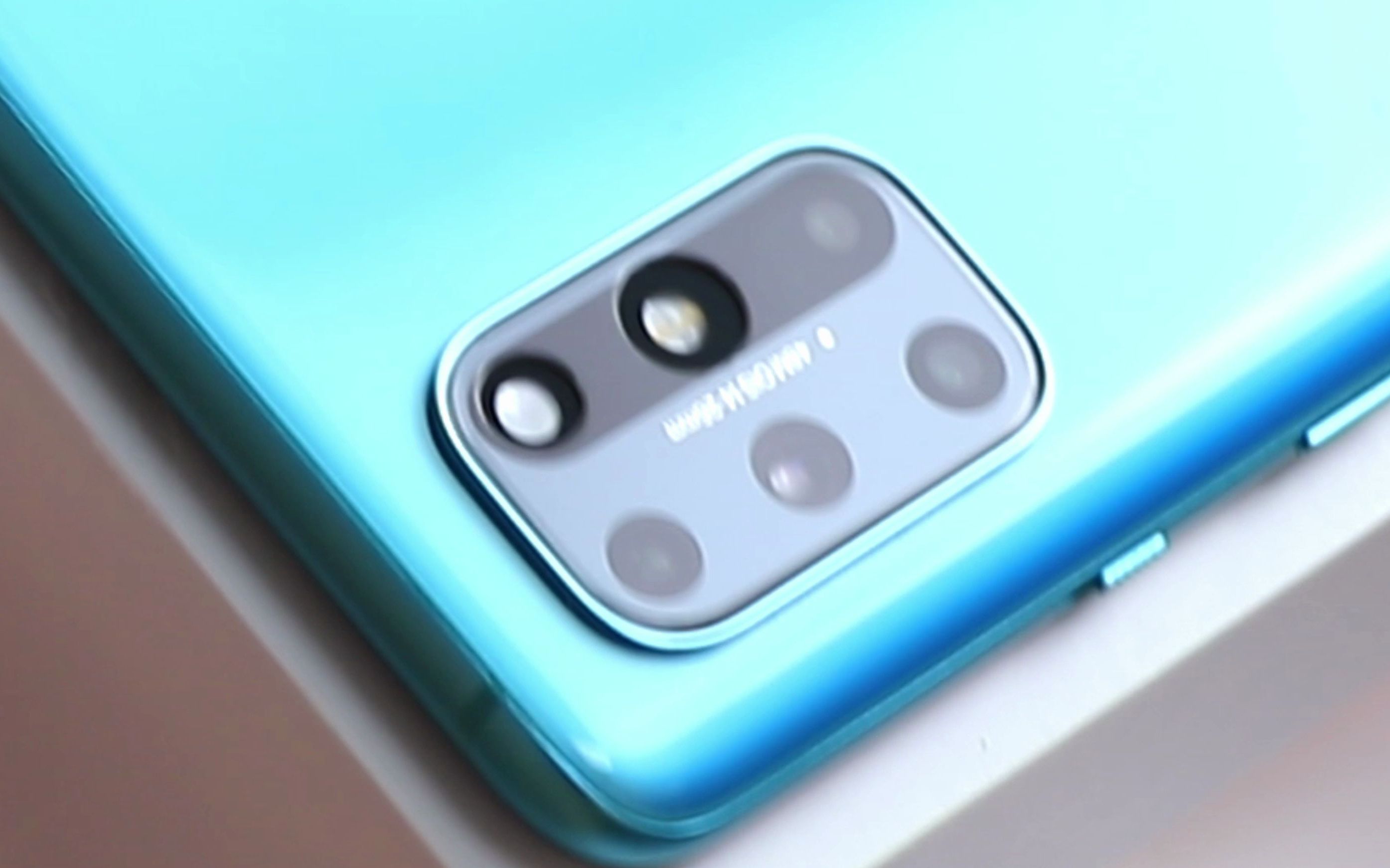 莫柯思一加oneplus8t镜头膜贴膜效果演示