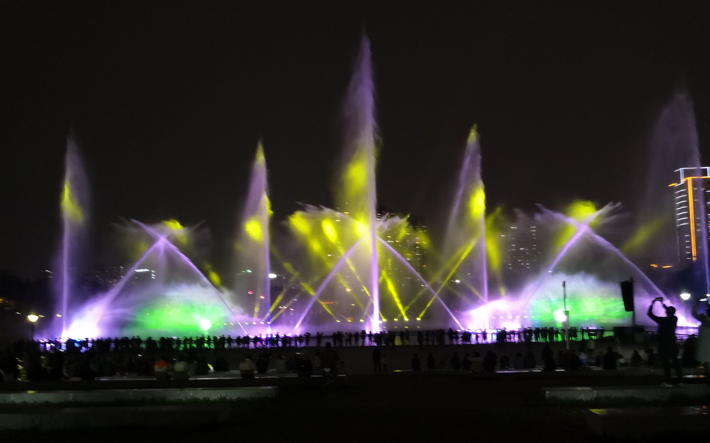 佛山电视塔音乐喷泉