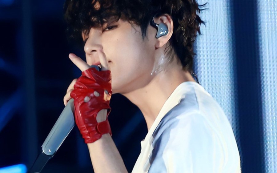 【金泰亨】赛车手造型真的很顶