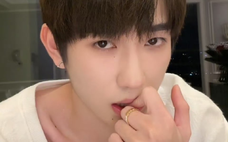 认真的王圣锋在发光,戏腔《武家坡》《第三人称》《出现又离开》《是