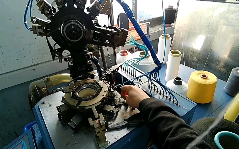 袜机维修,袜子做到袜跟时不吃棉纱时,怎样维修_哔哩哔哩 (゜-゜)つロ