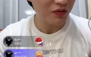 Tải video: 张伟丽透露由于去年练力量太多，肌肉量太大，导致跟卡拉打的时候降重出现大问题， 所以现在很控制肌肉量