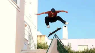 下载视频: King Skateboards正式成员：白人帅哥滑手Zach Saraceno