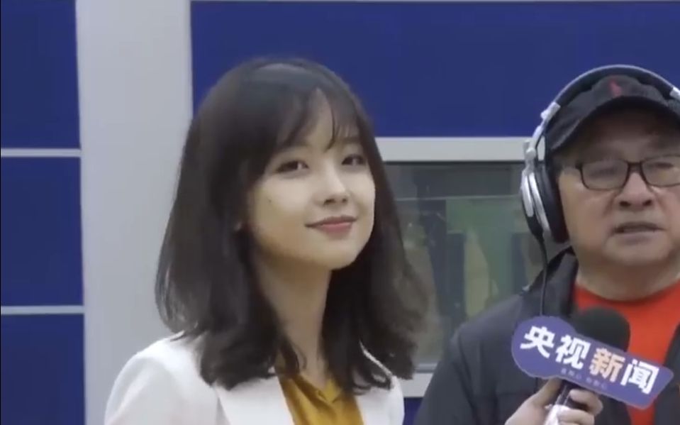 央视记者王冰冰客串配音皮卡丘,可可爱爱