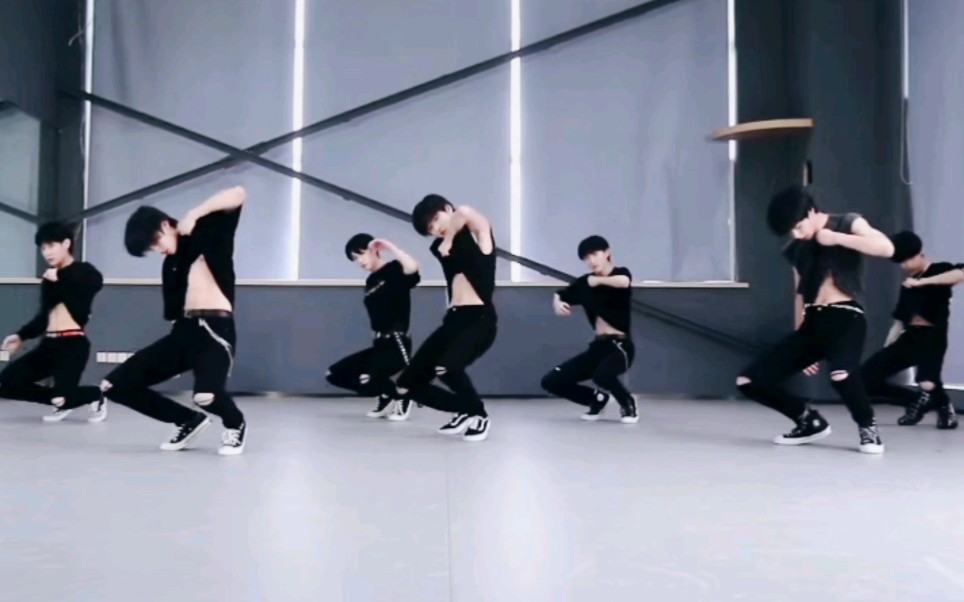 时代少年团一定要看的腹肌名场面