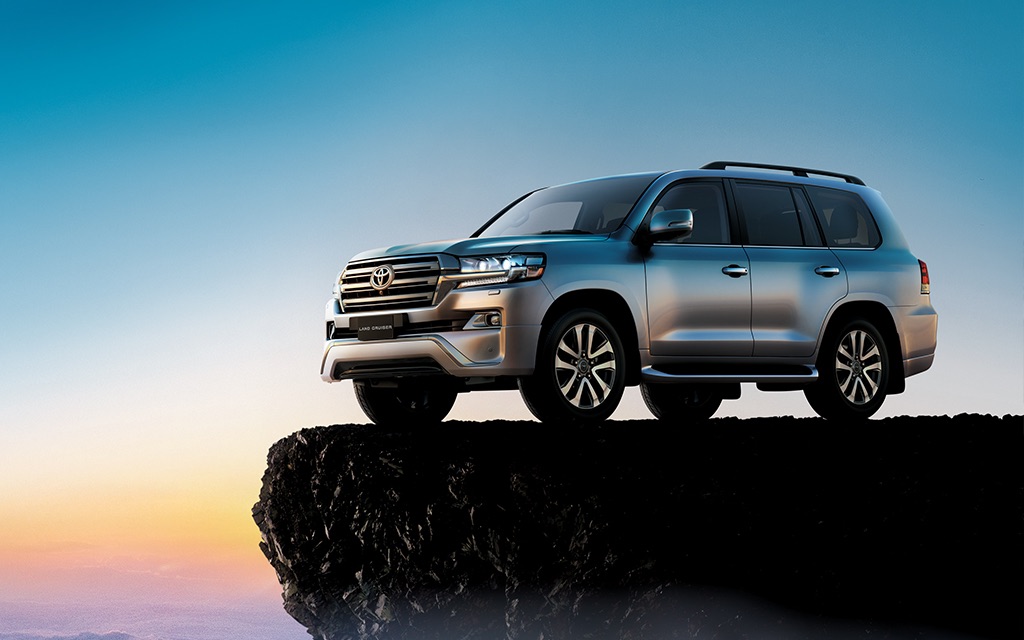 中东版陆巡5.7l v8 城市巡航