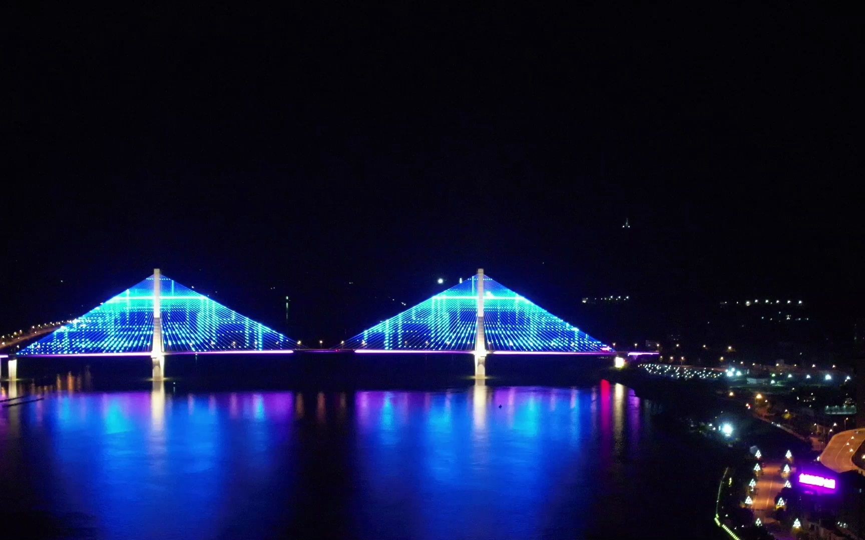 绵阳涪江三桥夜景图片