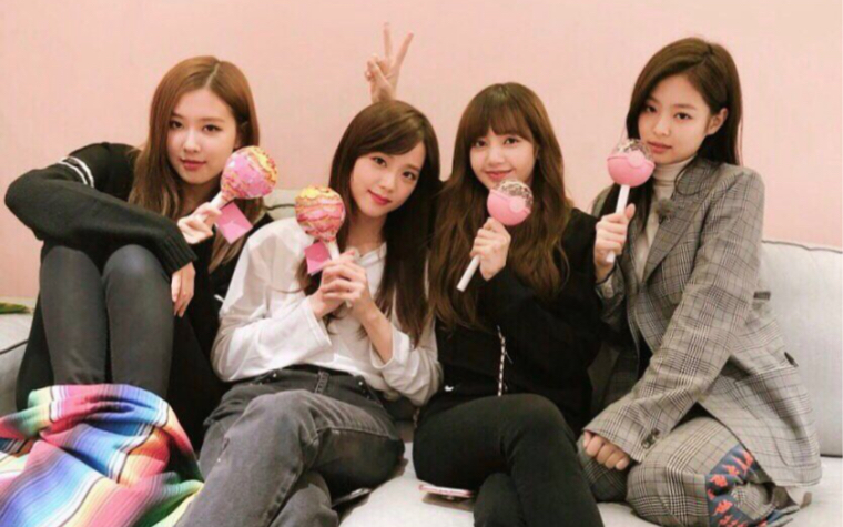 blackpink三周年dvd开箱_哔哩哔哩 (゜-゜)つロ 干杯~-bilibili