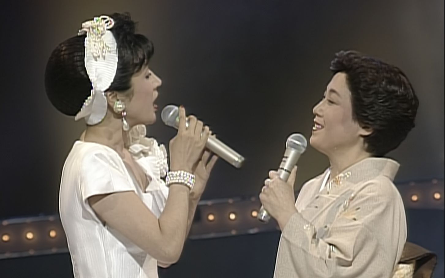 11 小林幸子99岛仓千代子「ふたりのビッグショー」_哔哩哔哩_bili