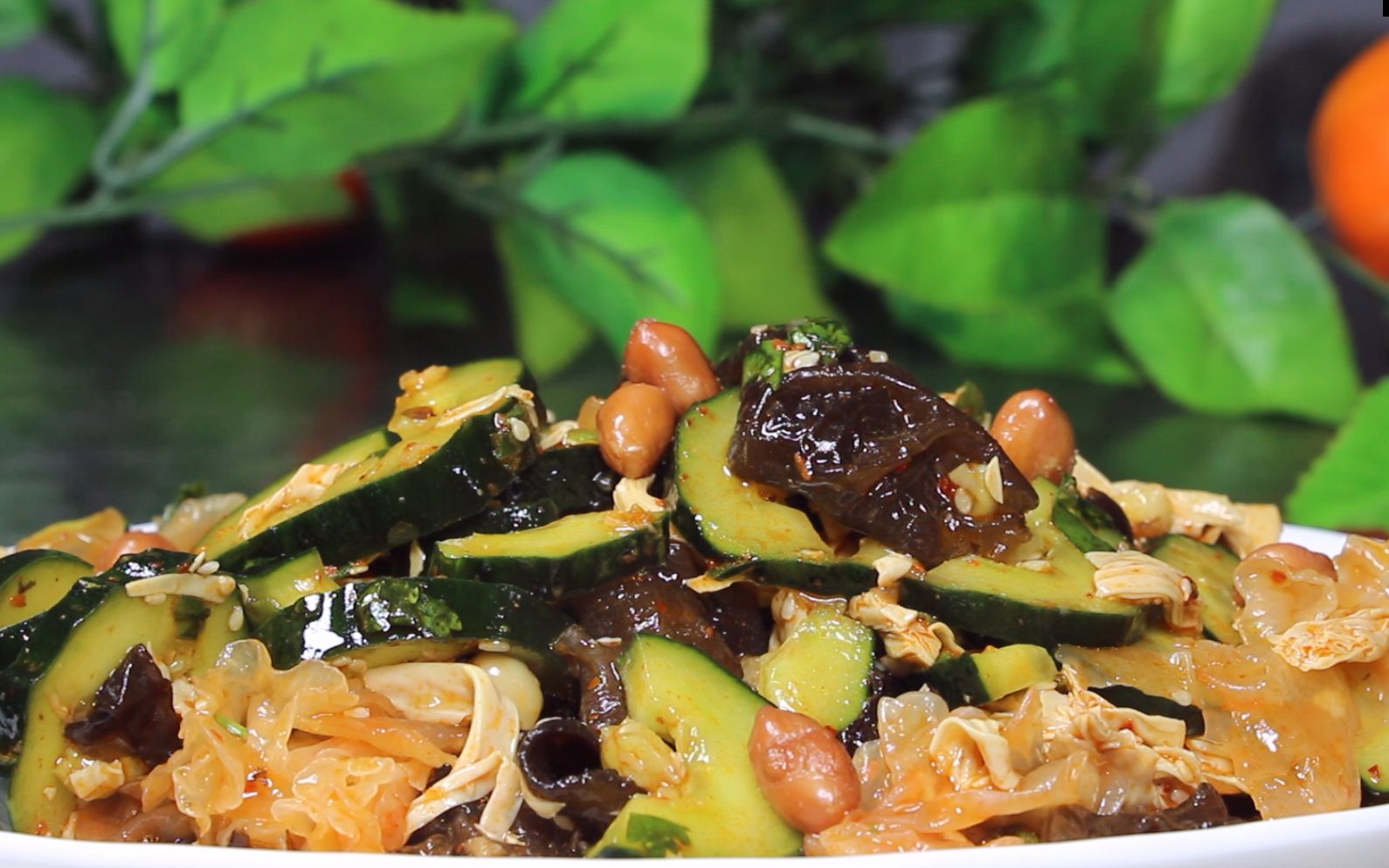 活动  银耳和黄瓜这样做太好吃了,清脆爽口还开胃,夏天必吃的凉拌菜