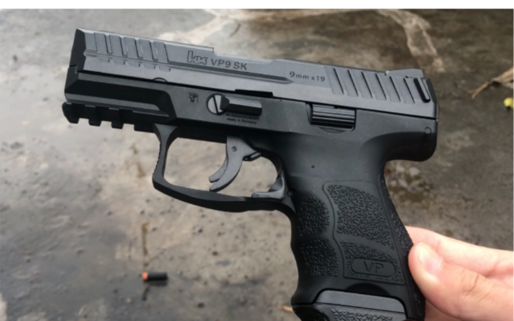 开箱vp9sk手拉玩具 听说这是手拉天花板?