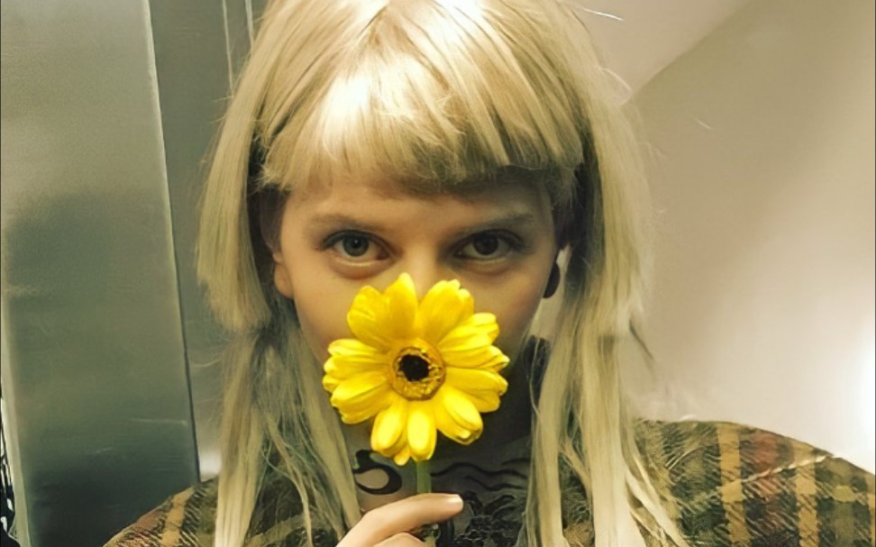 aurora 小曦真的好可爱_哔哩哔哩_bilibili