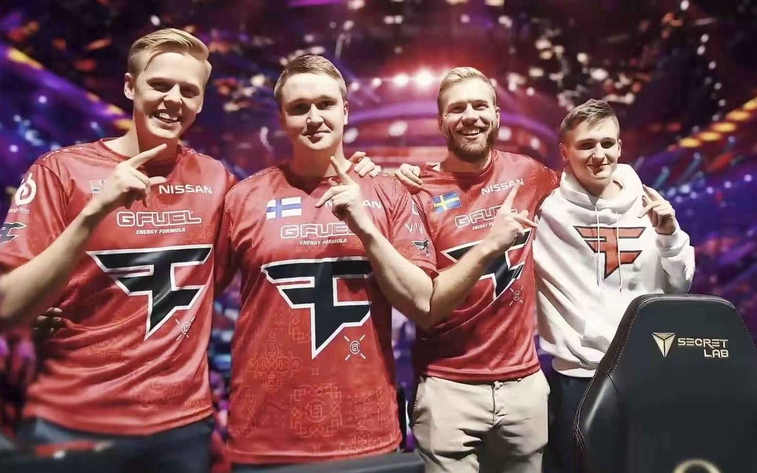 fazeubahpgc决赛day1高光match16从伏地到吃鸡