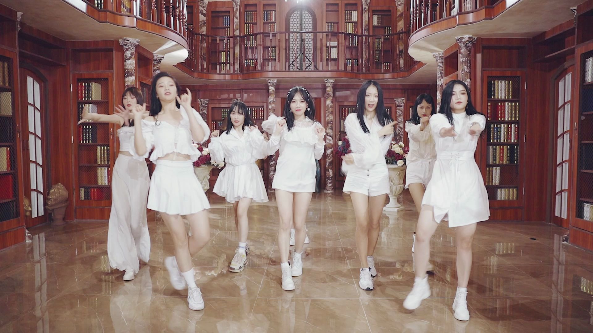 哇偶文化女团bigfacemvfeelspecial