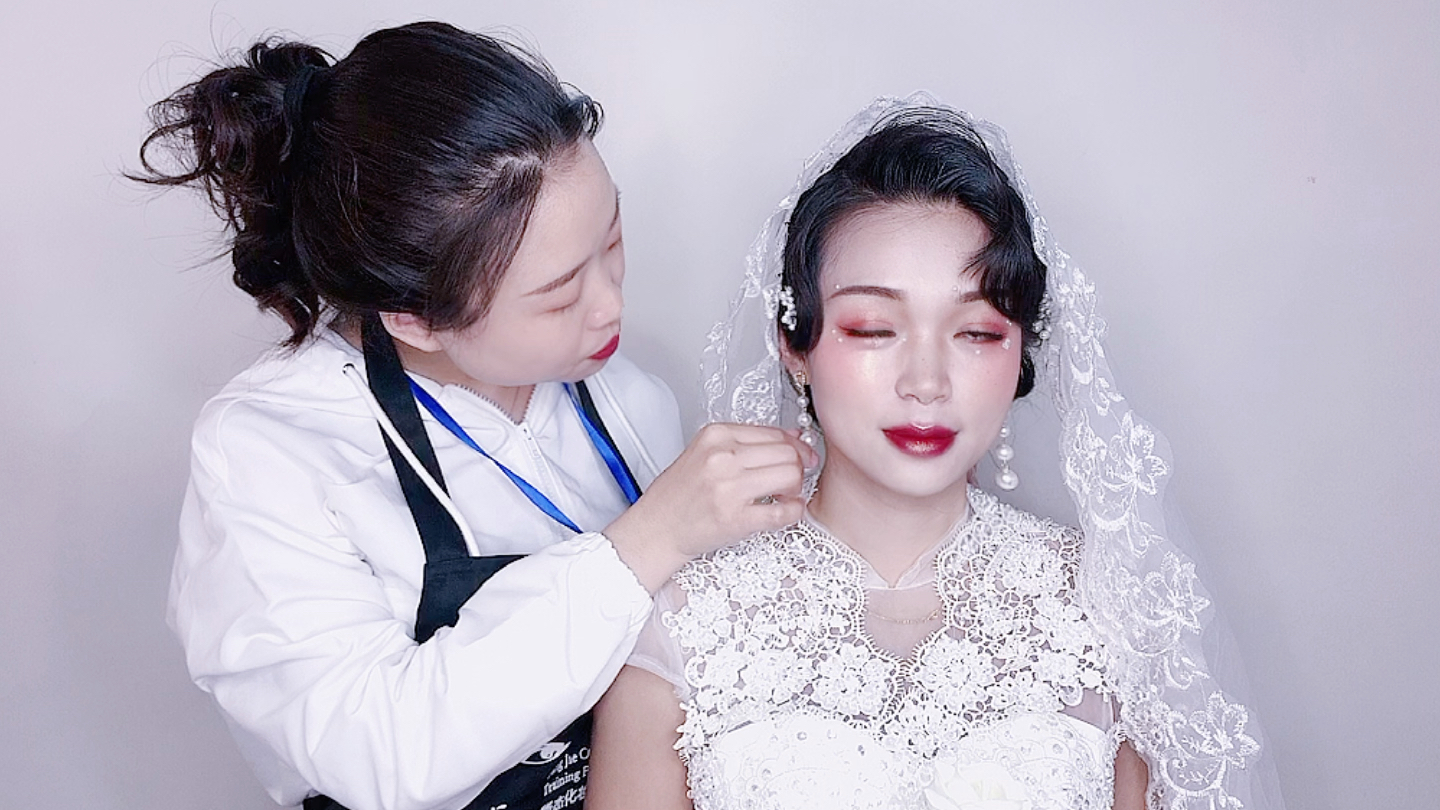 学化妆就是这么简单,杨杰化妆学校学员作品