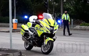 Скачать видео: *交通指揮* Hong Kong Police(Traffic) BMW R1250RT-P