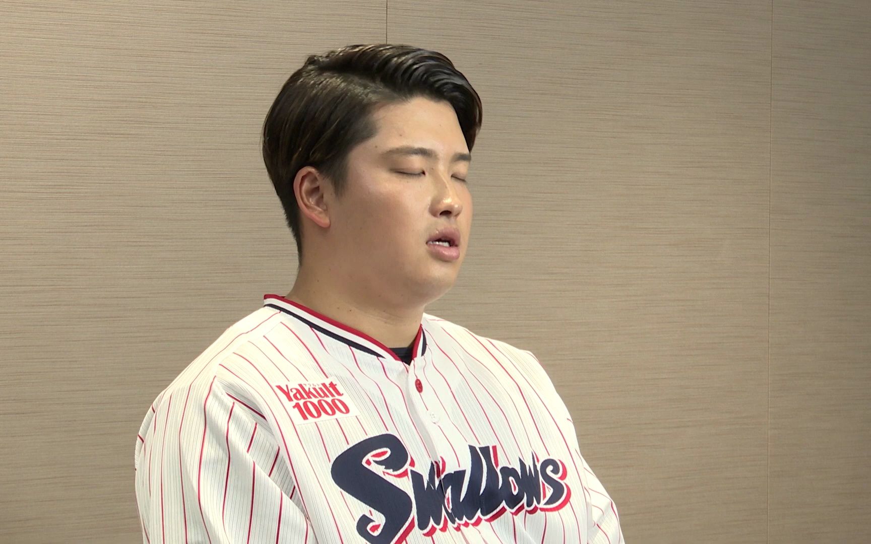 "村神様"村上宗隆,若き三冠王が野球への真摯な思