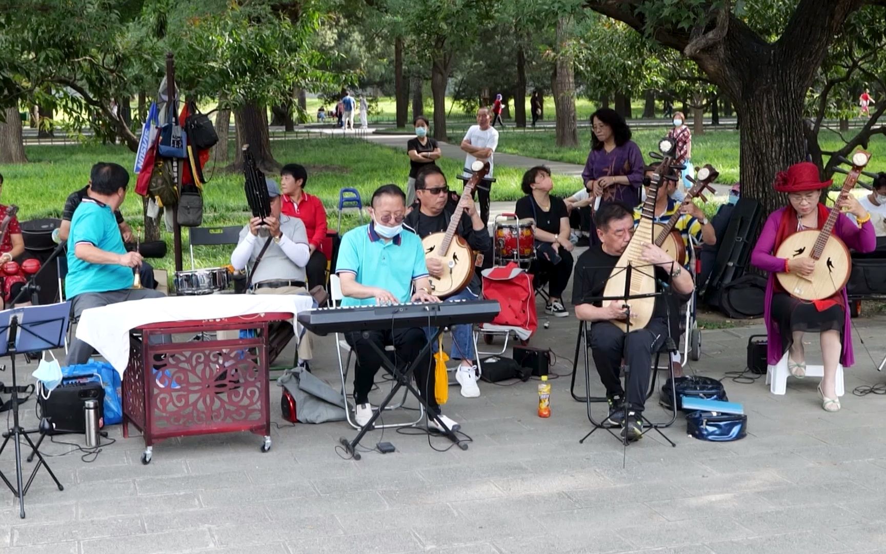 [图]民乐合奏《地道战》主题曲，北京天坛琴之声民乐队演奏