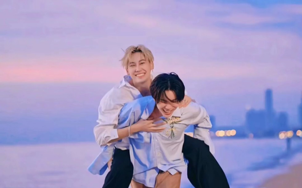 超爱这两对cp的福福桃桃文总包包