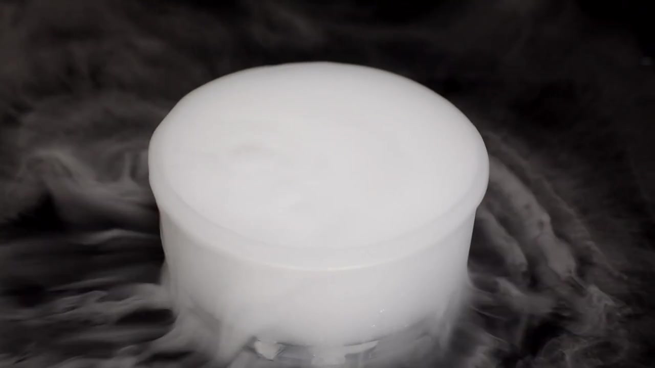 教你如何让干冰吹泡泡,充满了仙气