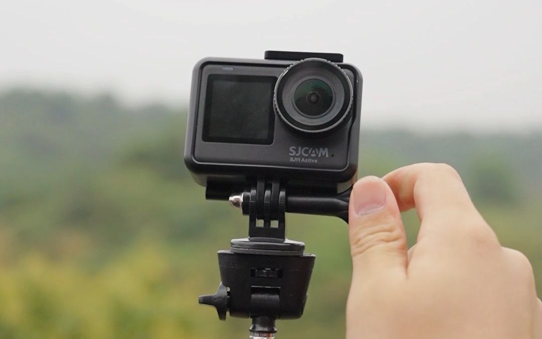 sjcam sj11运动相机延长杆安装教程,自拍直播更方便