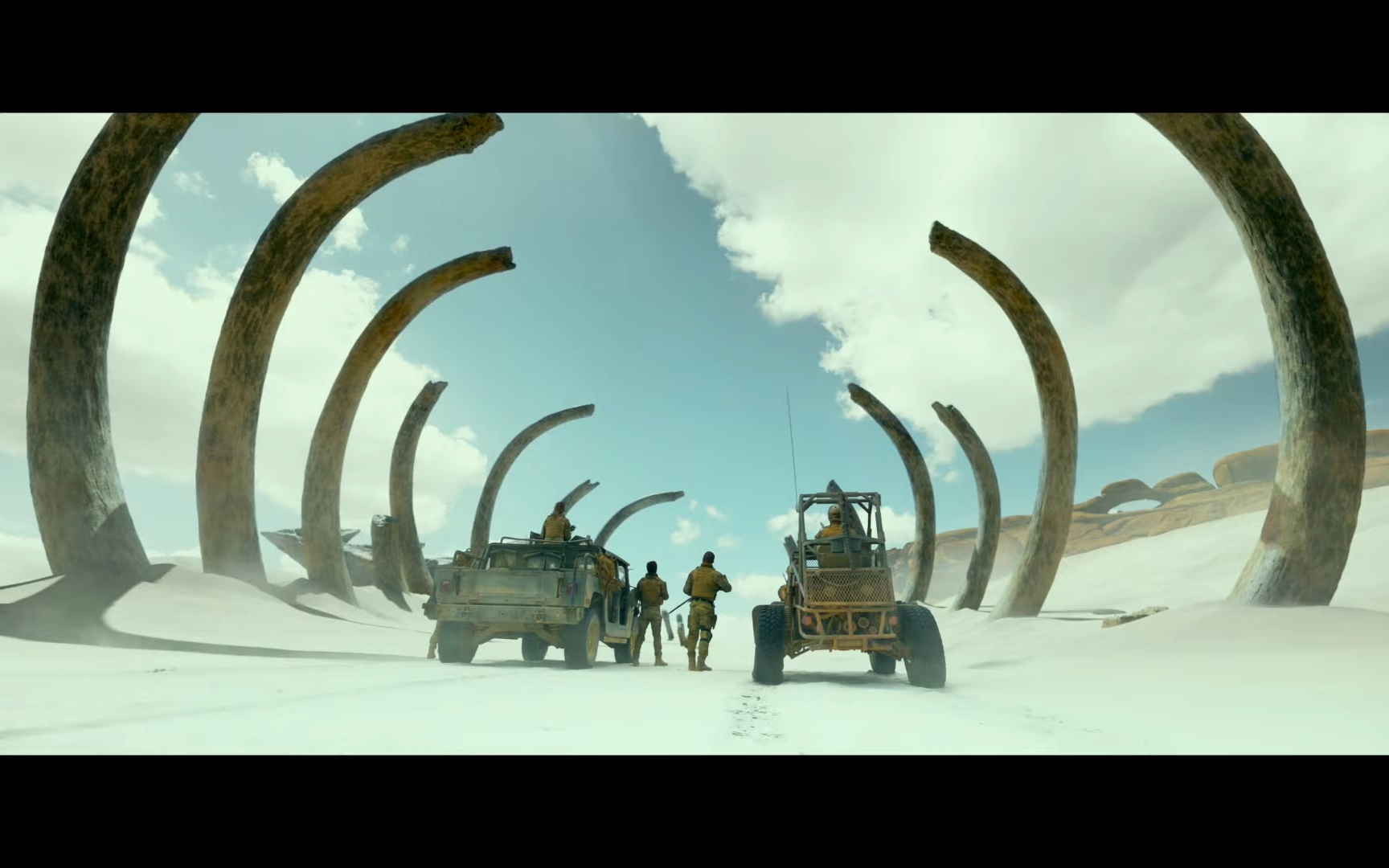 《怪物猎人》真人电影正式预告片:国际版 官方版