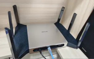 Tải video: 379元！tplink xdr5480 飞流ax5400路由器开箱