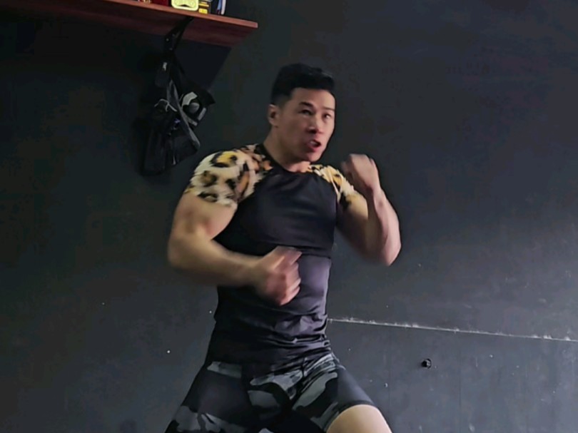 负重训练，练出不一样的自己