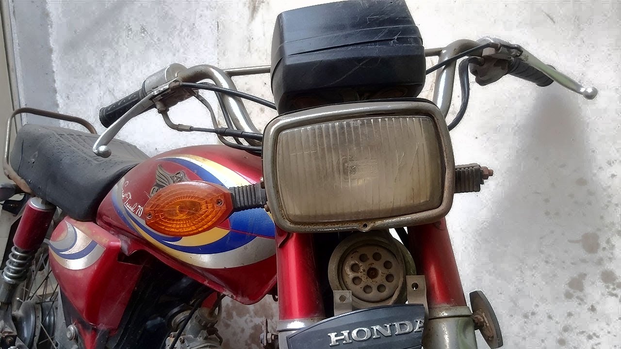 tool cd 70本田摩托车大灯翻新 - 自行车翻新第1部分_哔哩哔哩 (゜