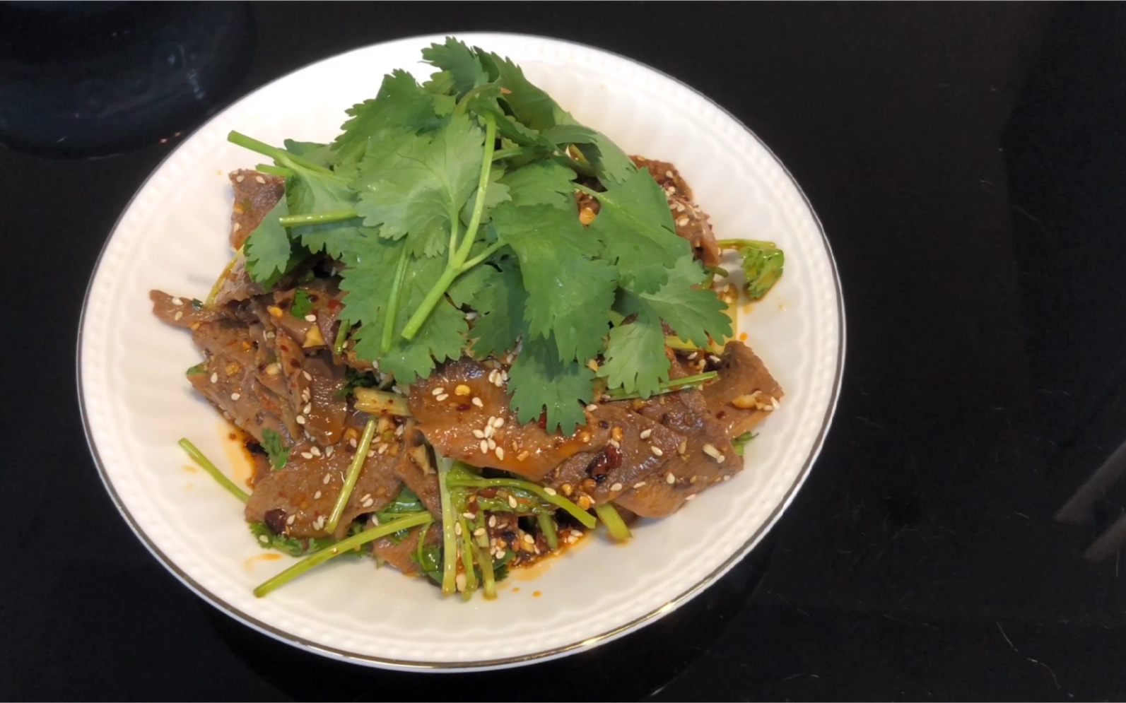 用牛头中最精华的部分做一道凉拌牛舌,竟然如此美味!