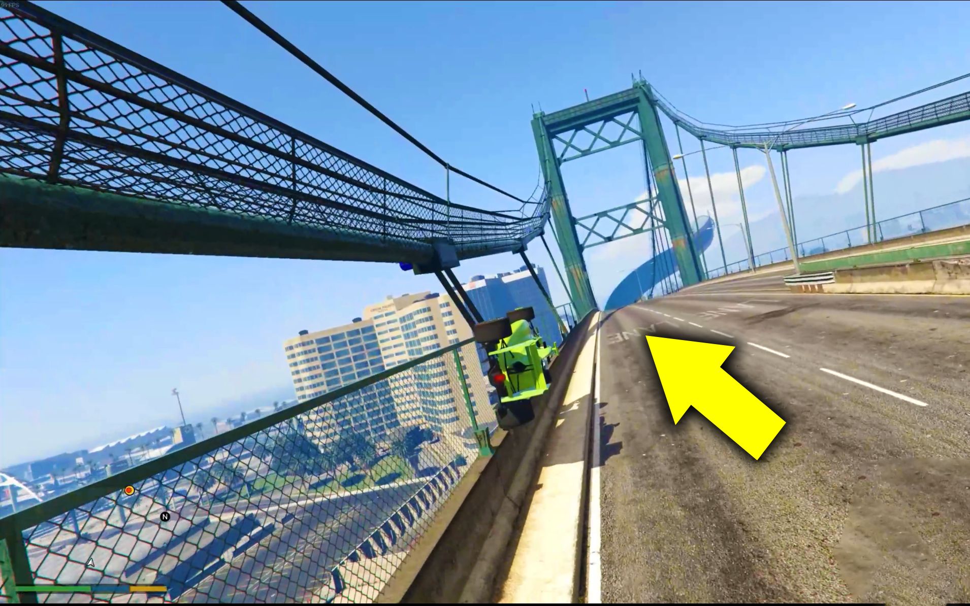 全程壁走穿过洛圣都最长的大桥,这张图可以说从头毒