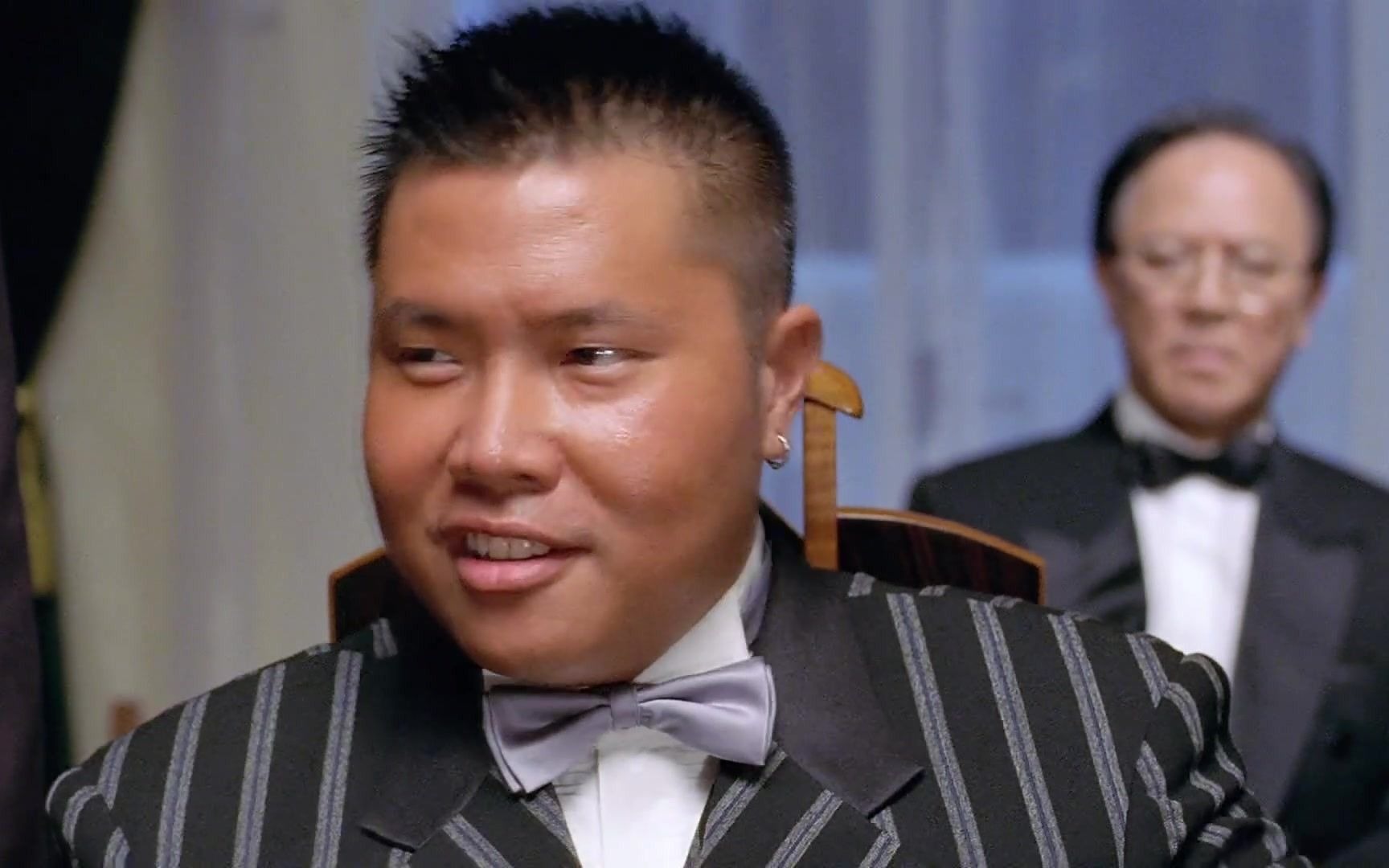 赌神3:高进高傲巅峰对决,桌上摆满现金,这就叫豪横!