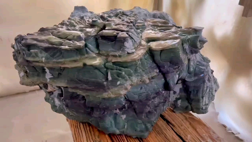 紫绿松花石哪里产的最好