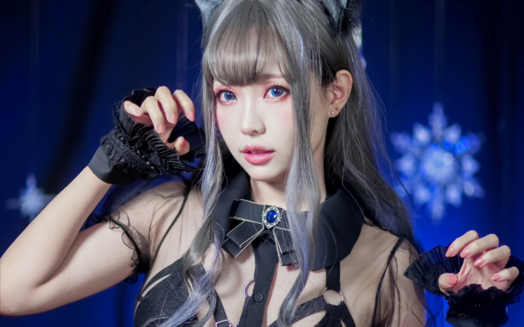 这样的小猫你喜欢吗cos play