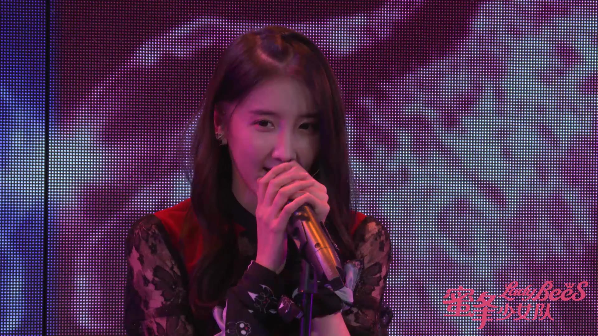 【171111】蜜蜂少女队 王如月 似火年华