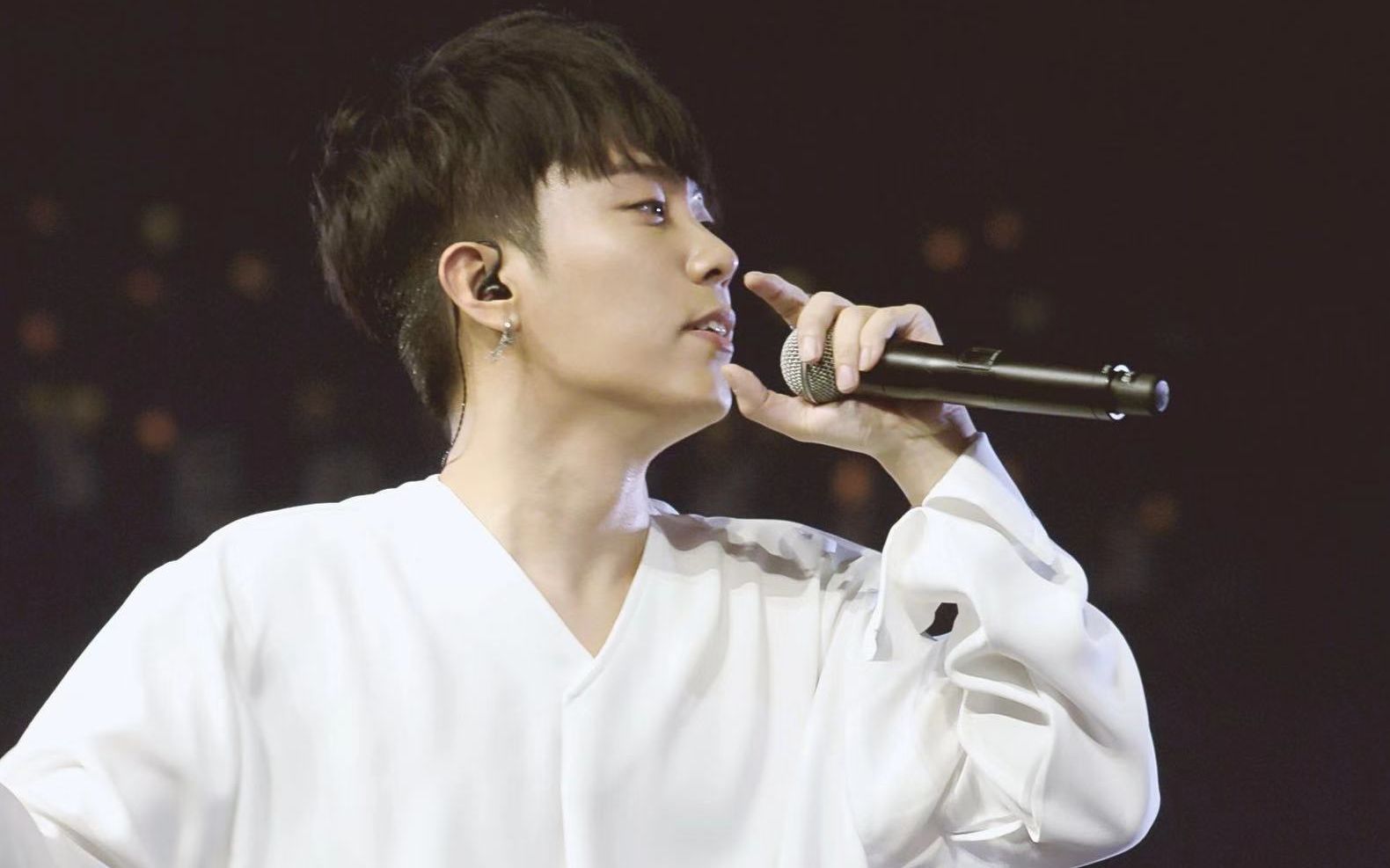 殷志源野狼disco散发魅力的克里斯马阁下