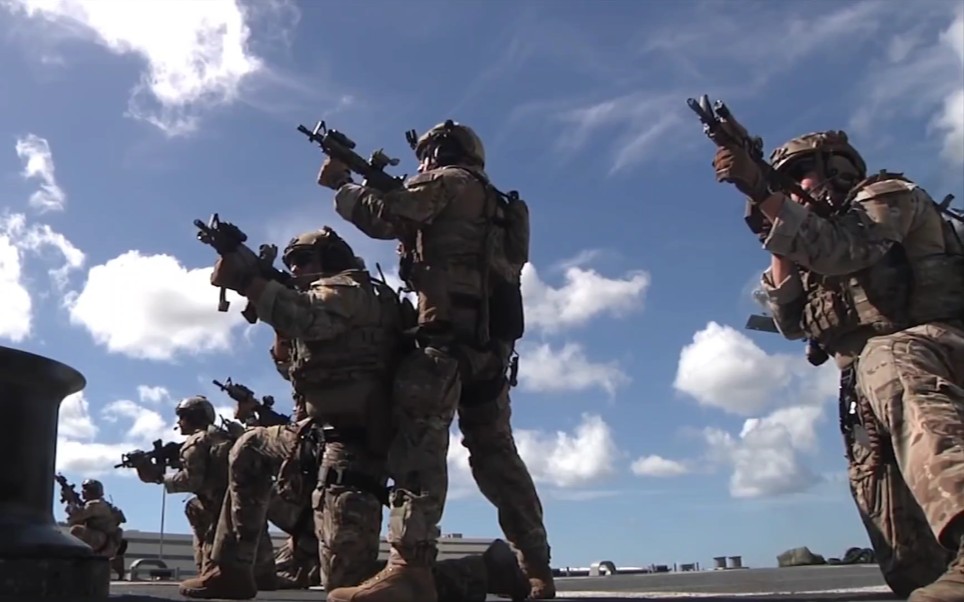 【uscg】海岸警卫队反海盗小队vbss训练_哔哩哔哩_bilibili