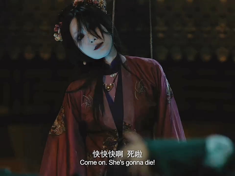 拍鬼片演员上厕所没带纸,不料吓的隔壁小伙屁股都没擦就跑了