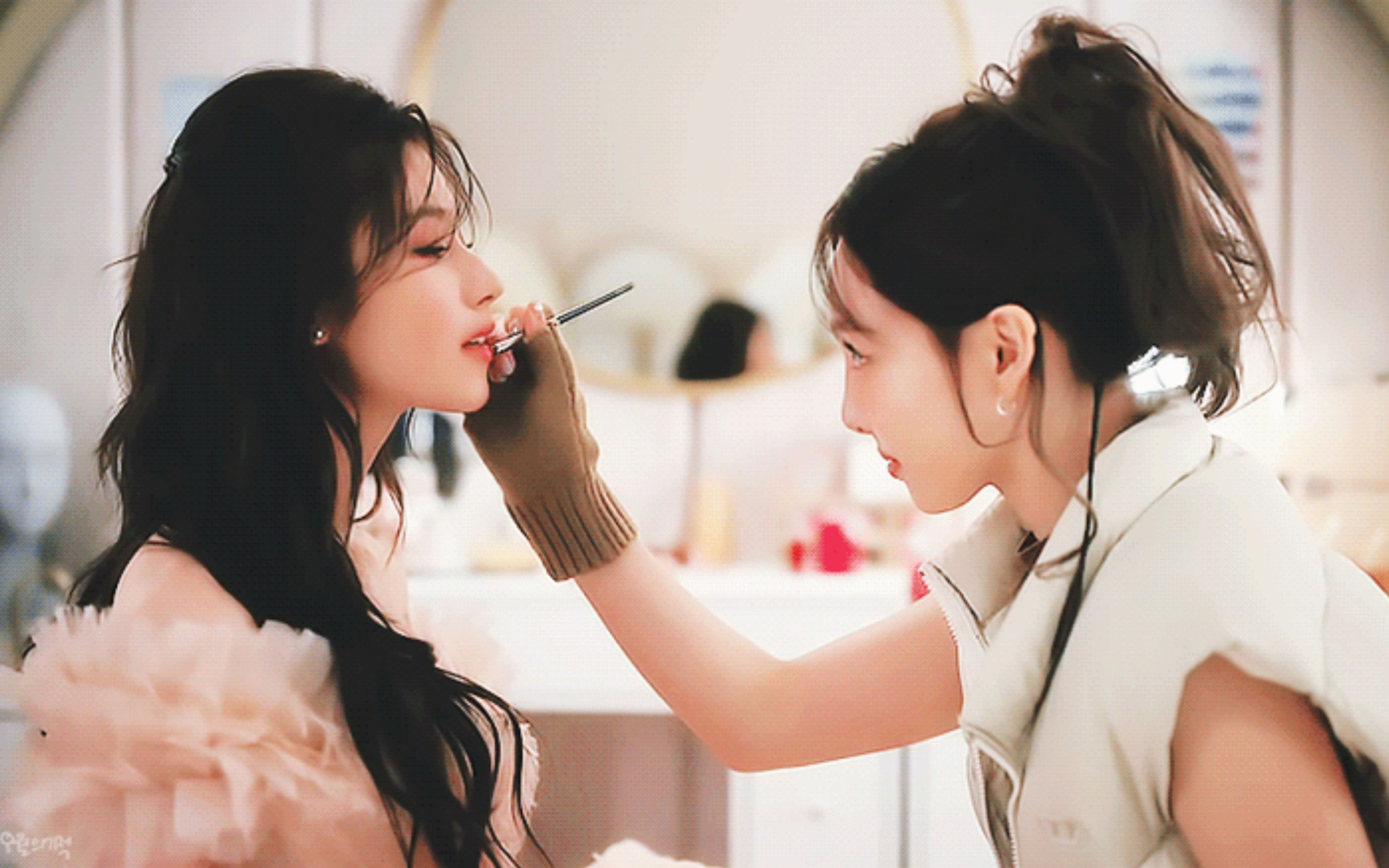 【娜琏×sana】"我喜欢春天的花,夏天的树,秋天的黄昏,冬天的阳光和