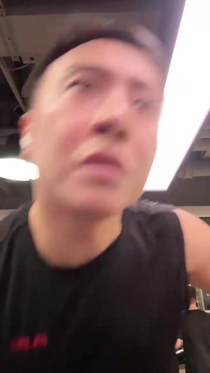 (直播录屏)余凌远,时尚老年人-14日下午6点-健身房版