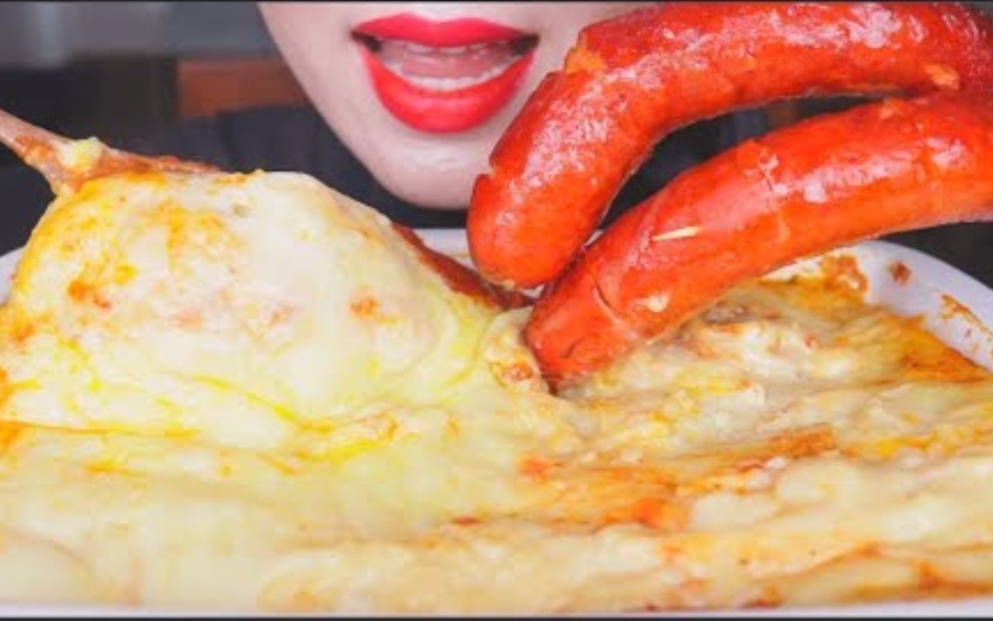 荔枝姐的烤香肠和奶酪宽面饮食秀-咀嚼触发音