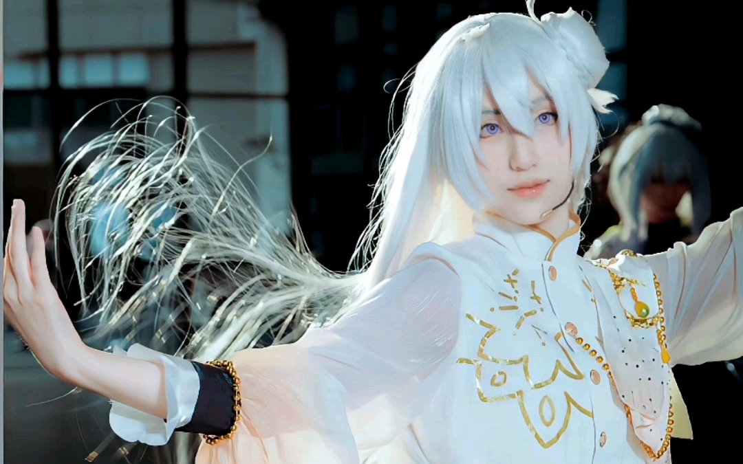 【日日树涉cos】在星辰降落的不眠之夜