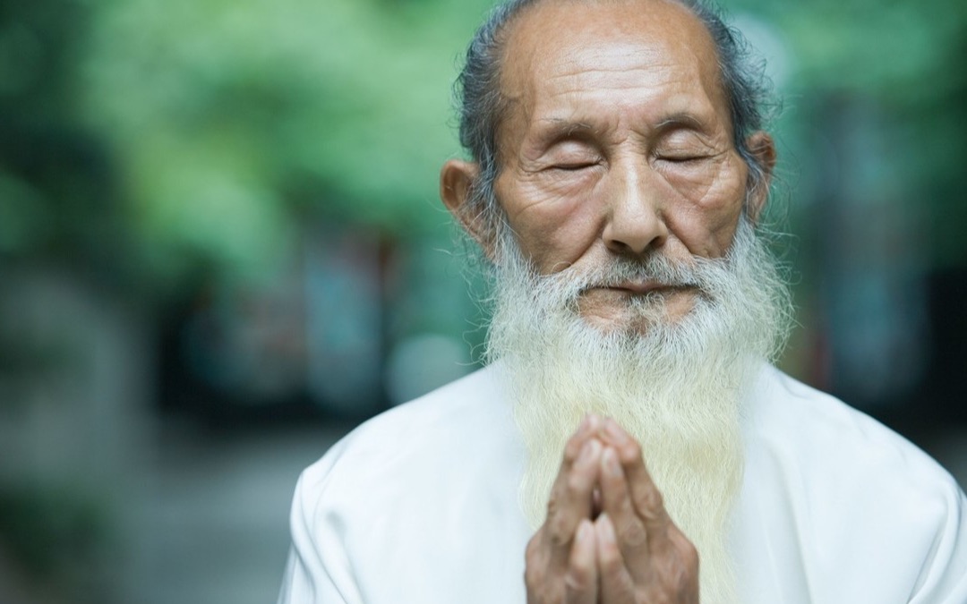 [图]在本能和理性之间，有一种古老的智慧，我们经常忽视又极其重要