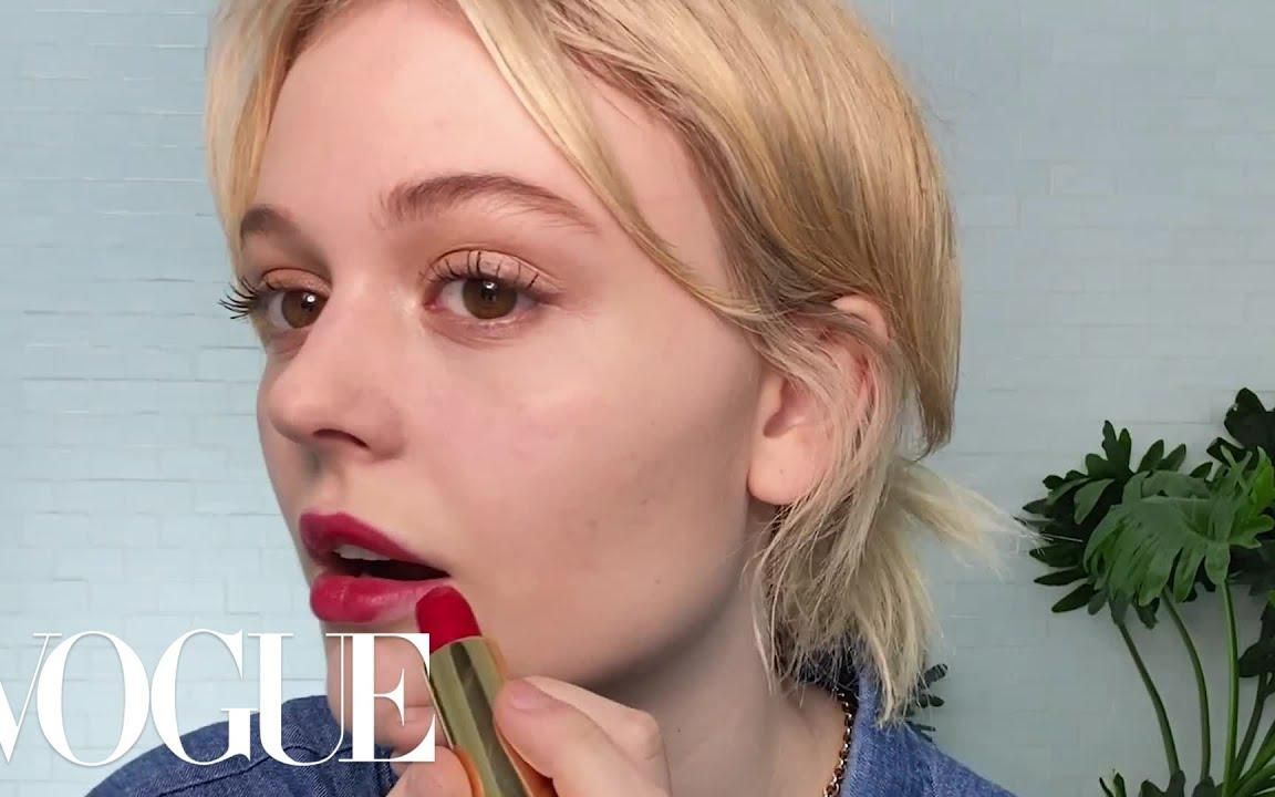 Vogue|Beauty Secrets|绯闻女孩 gossip girl|Emily Alyn Lind|红唇妆哔哩哔哩bilibili