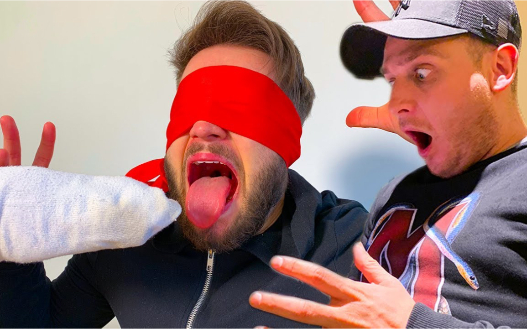 woodykleinyvlog15蒙眼猜食物挑战他再也不会相信我们了