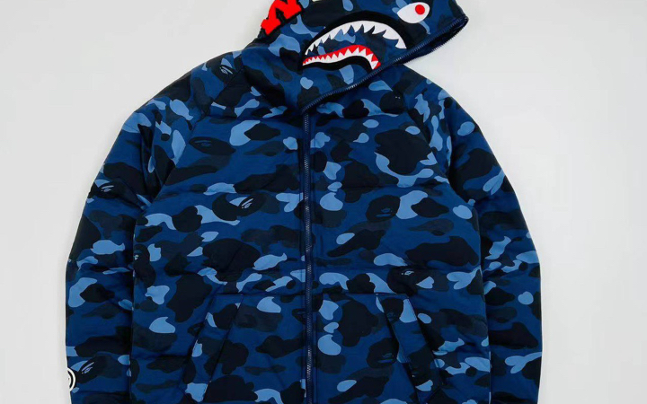 BAPE迷彩鲨鱼羽绒服哔哩哔哩bilibili