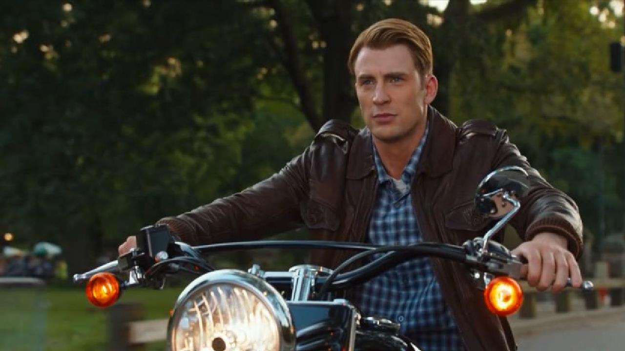 美国队长混剪,摩托车在他手里也是炫酷工具,这操作你服了吗?