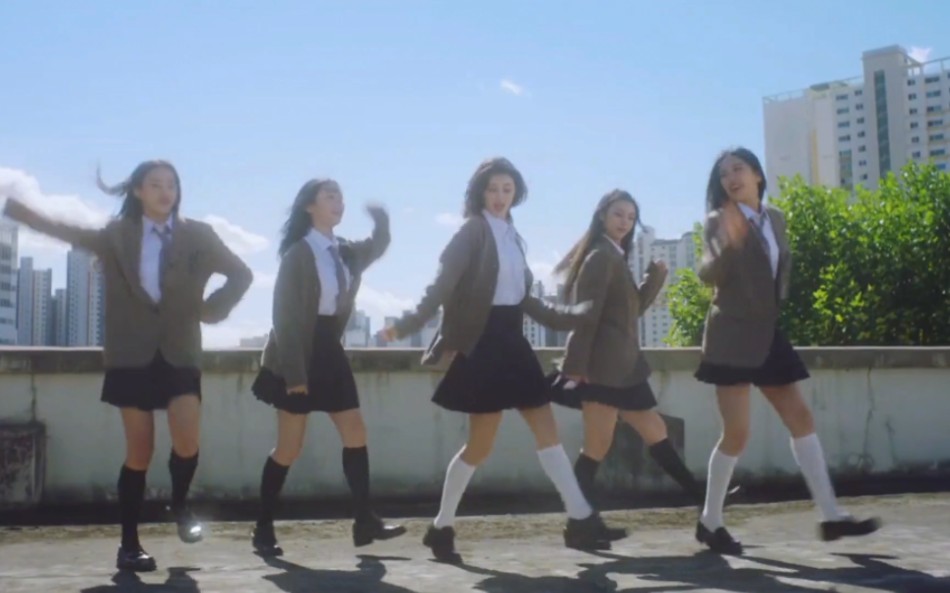 【ditto】"又要到听ditto的季节了"|mv里最喜欢最喜欢最喜欢的一段